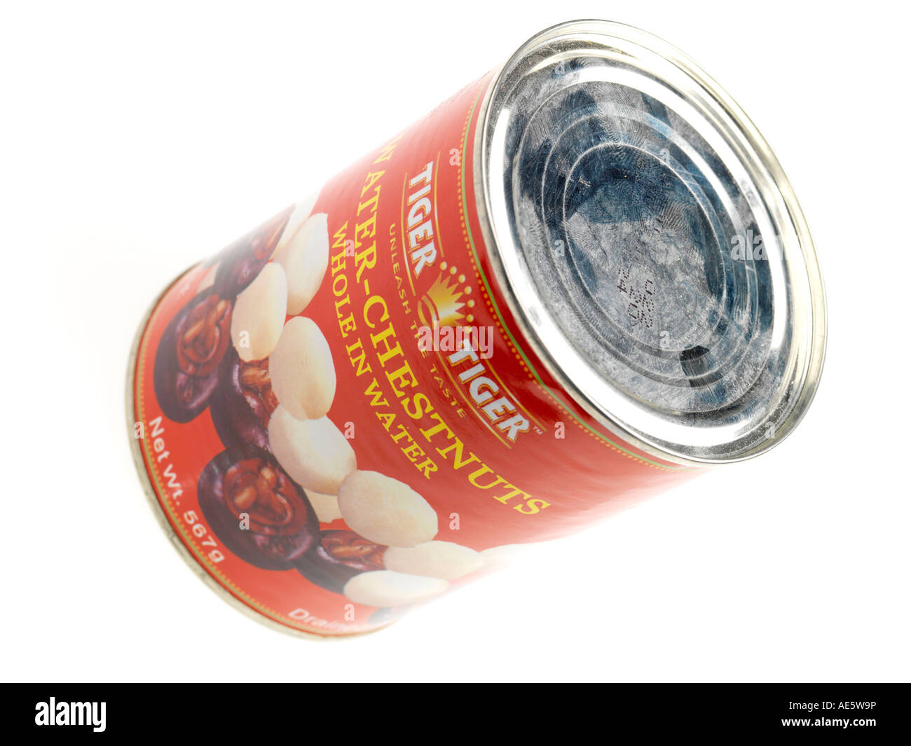 Water chestnuts can tin oriental hires stock photography and images