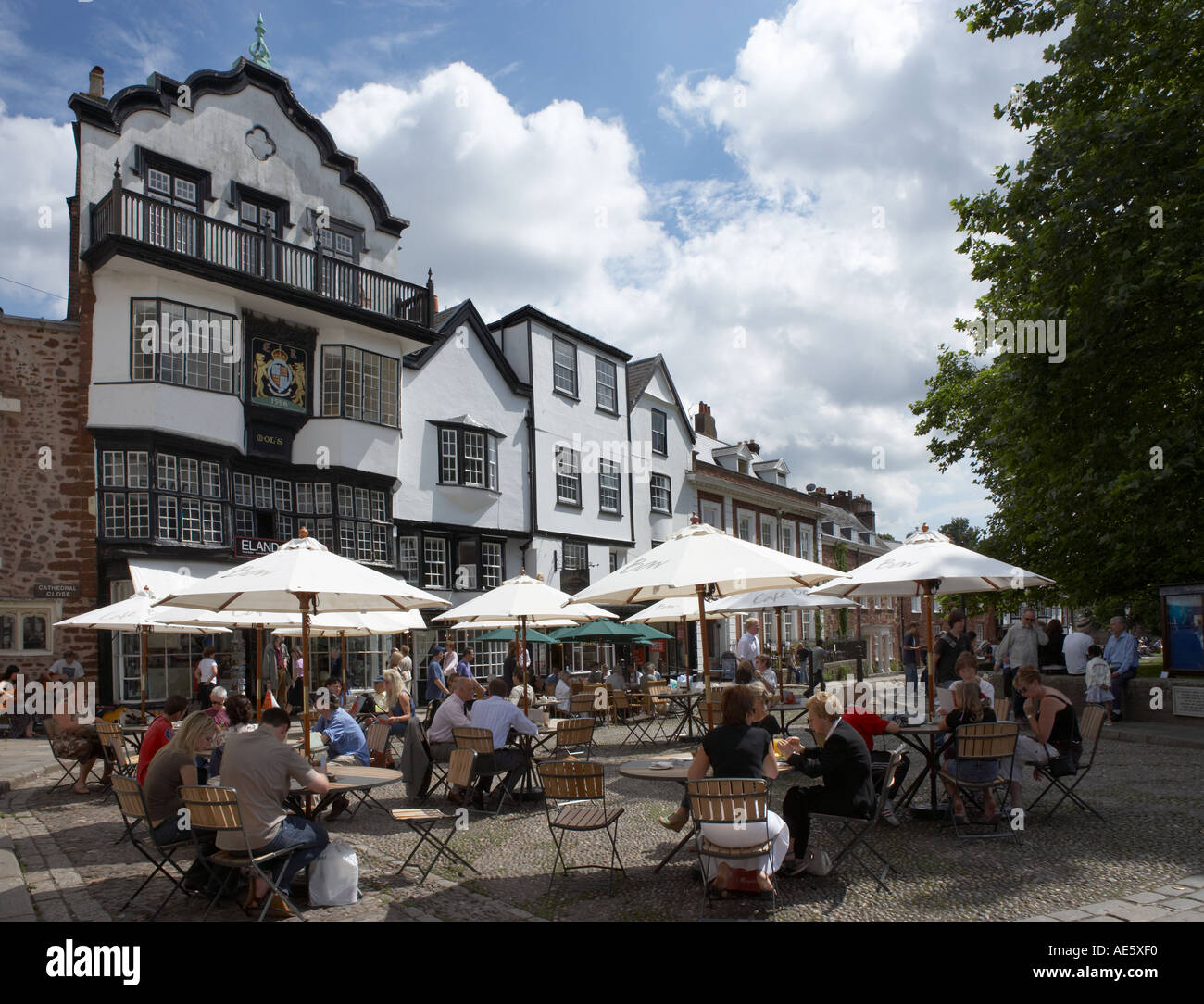 MOLLS COFFEE SHOP CATHEDRAL YARD SQUARE CLOSE EXETER DEVON UK Stock