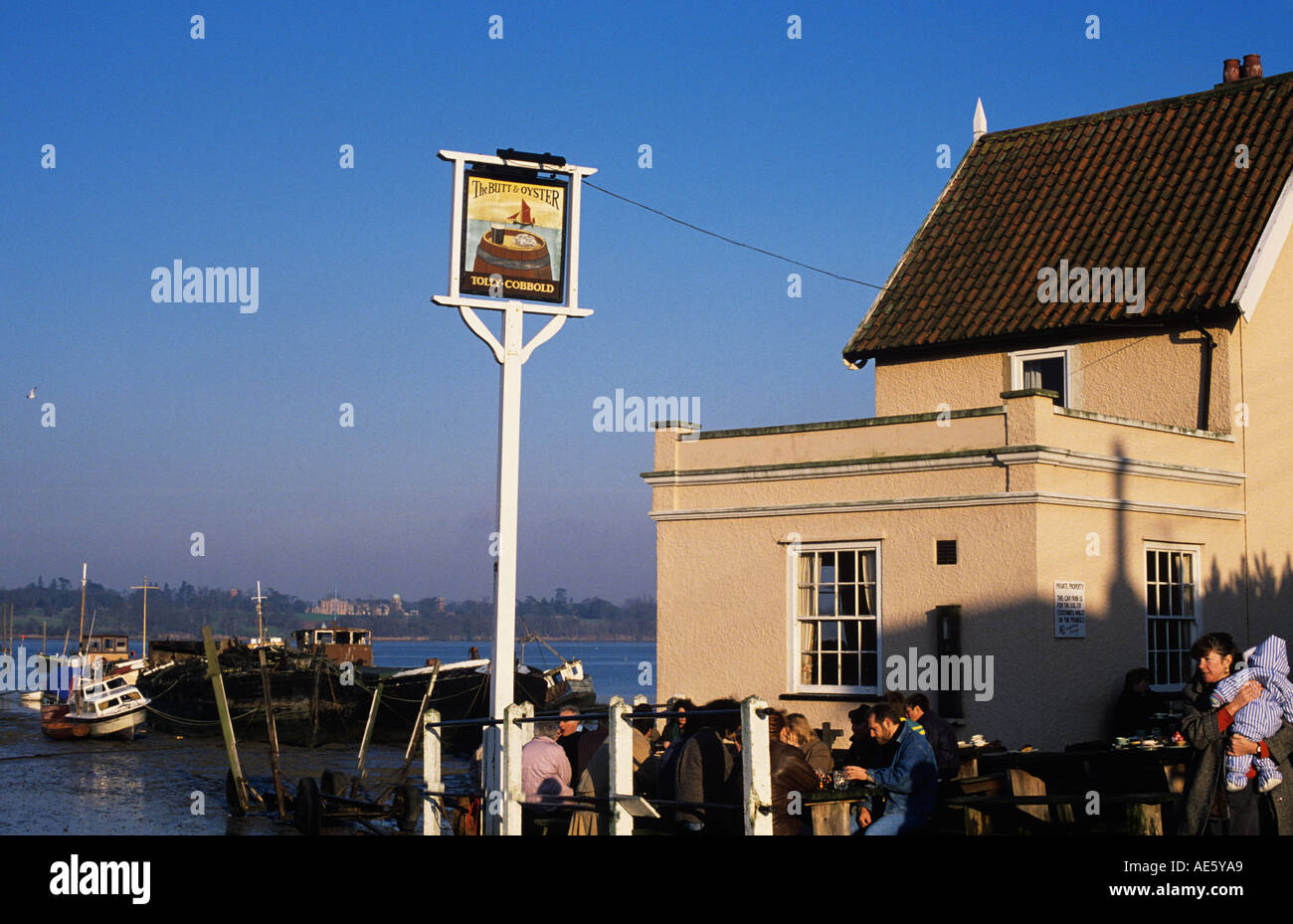 Riverside pub at Pin Mill on The River Orwell Shotley Peninsula south of Ipswich Stock Photo