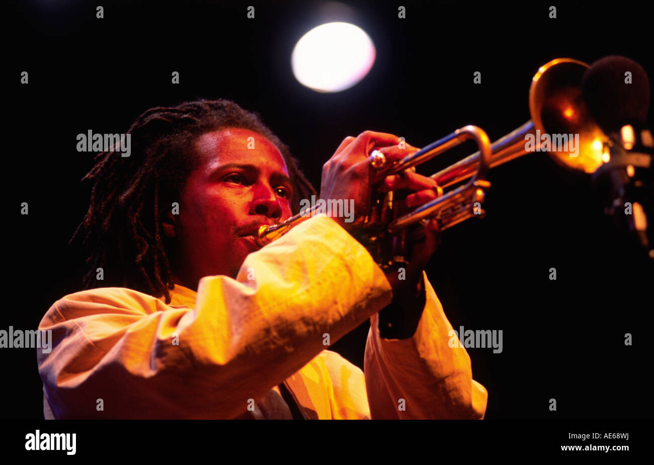 Live at the new morning/Roy Hargrove