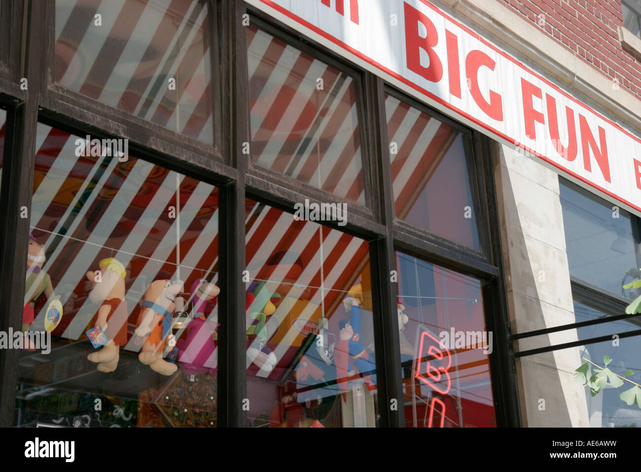 Ohio Cleveland Heights,Coventry shopper shoppers shop