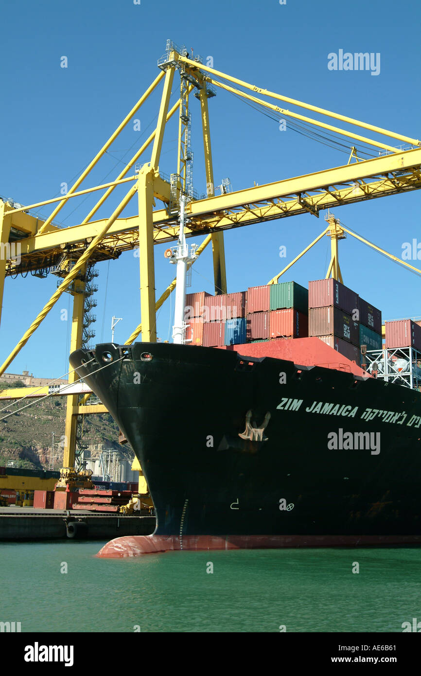 Container Ship ZIM JAMAICA Unloading Barcelona Container Port Spain