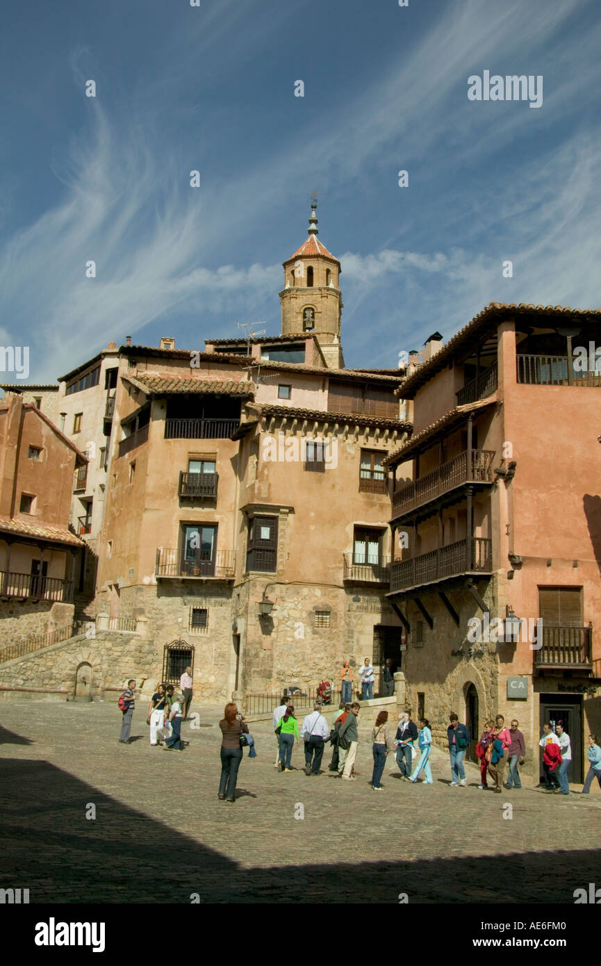 plaza-mayor-in-medieval-walled-town-of-albarracin-west-of-teruel