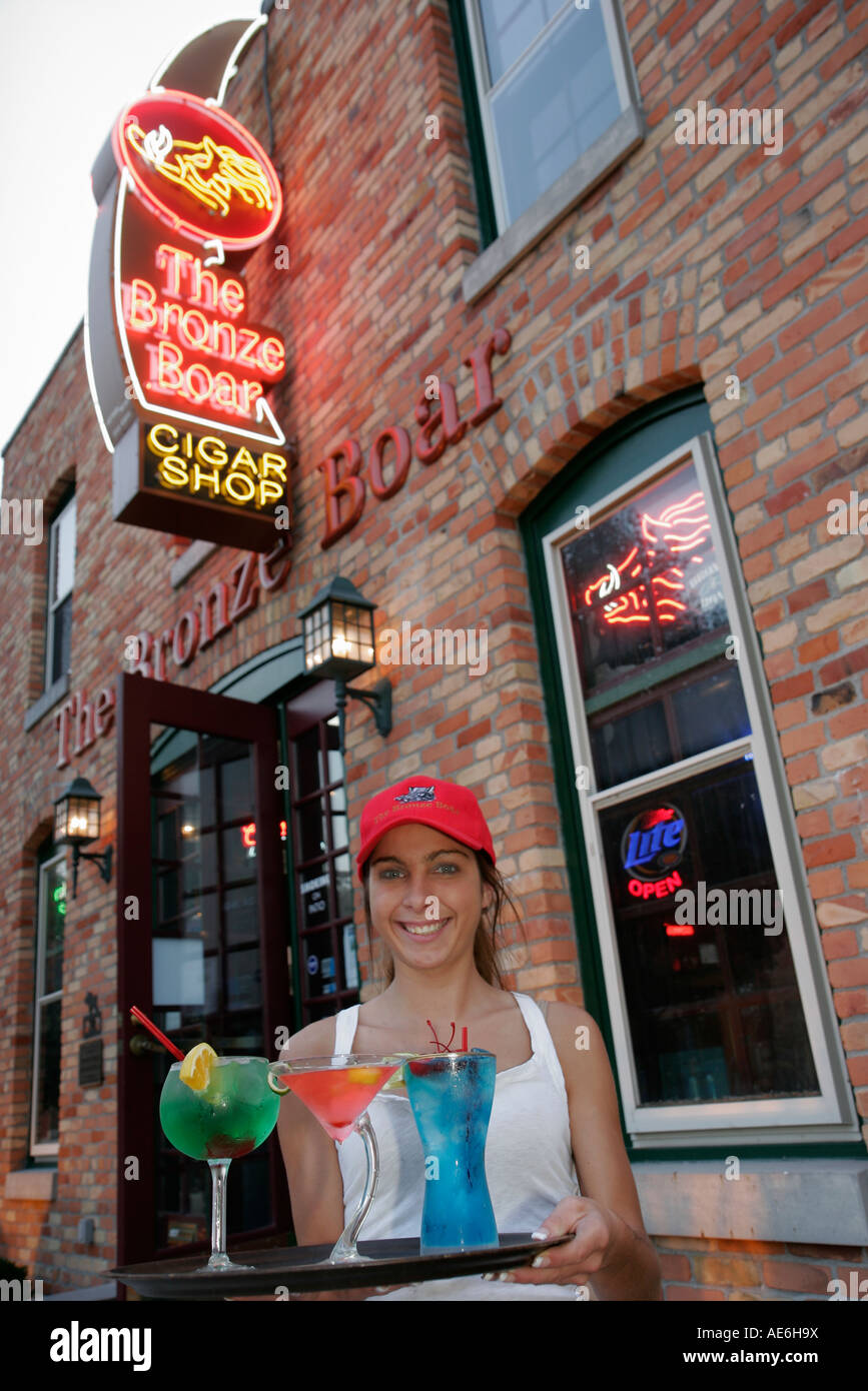 Ohio Toledo,The Bronze Boar Bar,pub,smiling woman,female,bartender