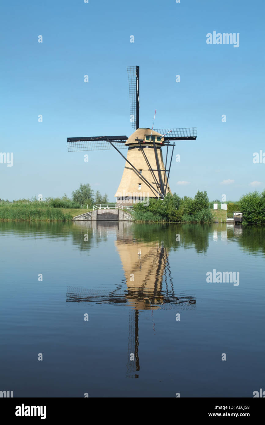 Reflection of windmill in waterway hi-res stock photography and images ...