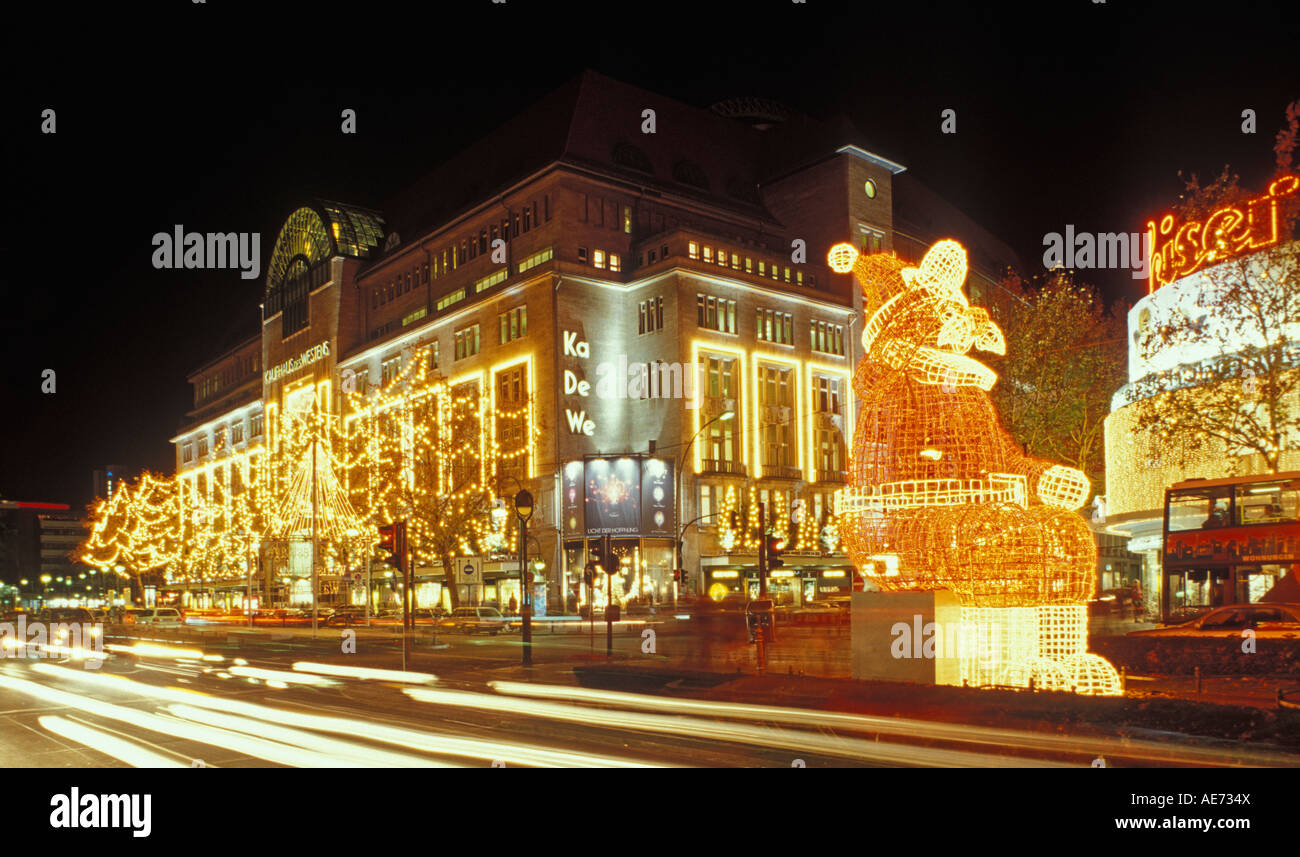 Kadewe öffnungszeiten Weihnachten 2022 Berlin. Kaufhaus des Westens. KaDeWe. Christmas time Stock Photo