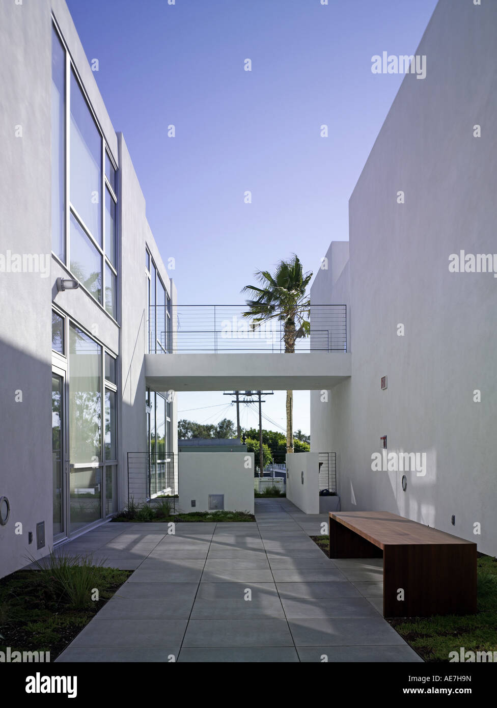 1121 Abbot Kinney, Venice Beach, California. Architect SANT Architects