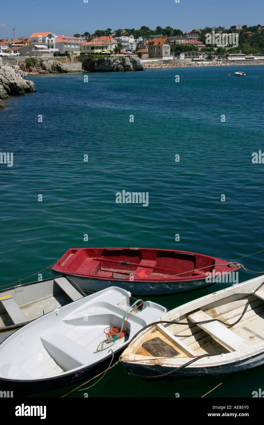 Small row boat fishing vessels hi-res stock photography and images - Alamy