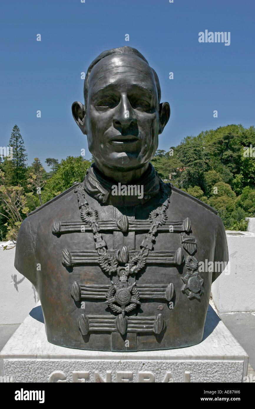 Sculpted bust of General Mario Firmino Miguel, Commander in Chief of the Portuguese army from 1987 - 1991. Stock Photo