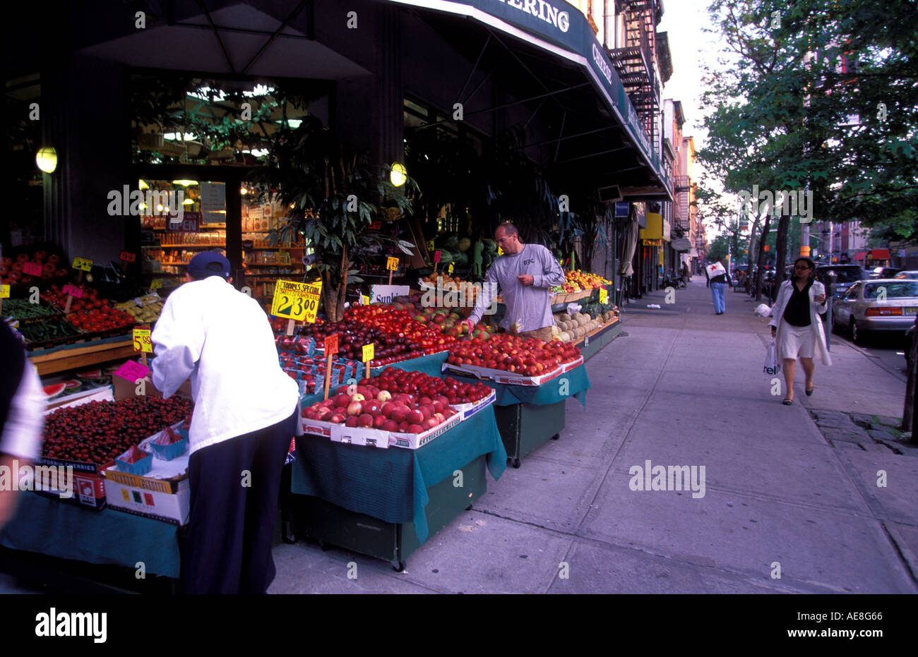 Grocery shop at Brooklyn NY USA Stock Photo Alamy