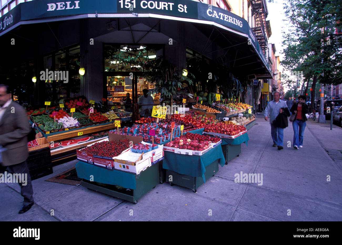 Grocery shop at Brooklyn NY USA Stock Photo Alamy