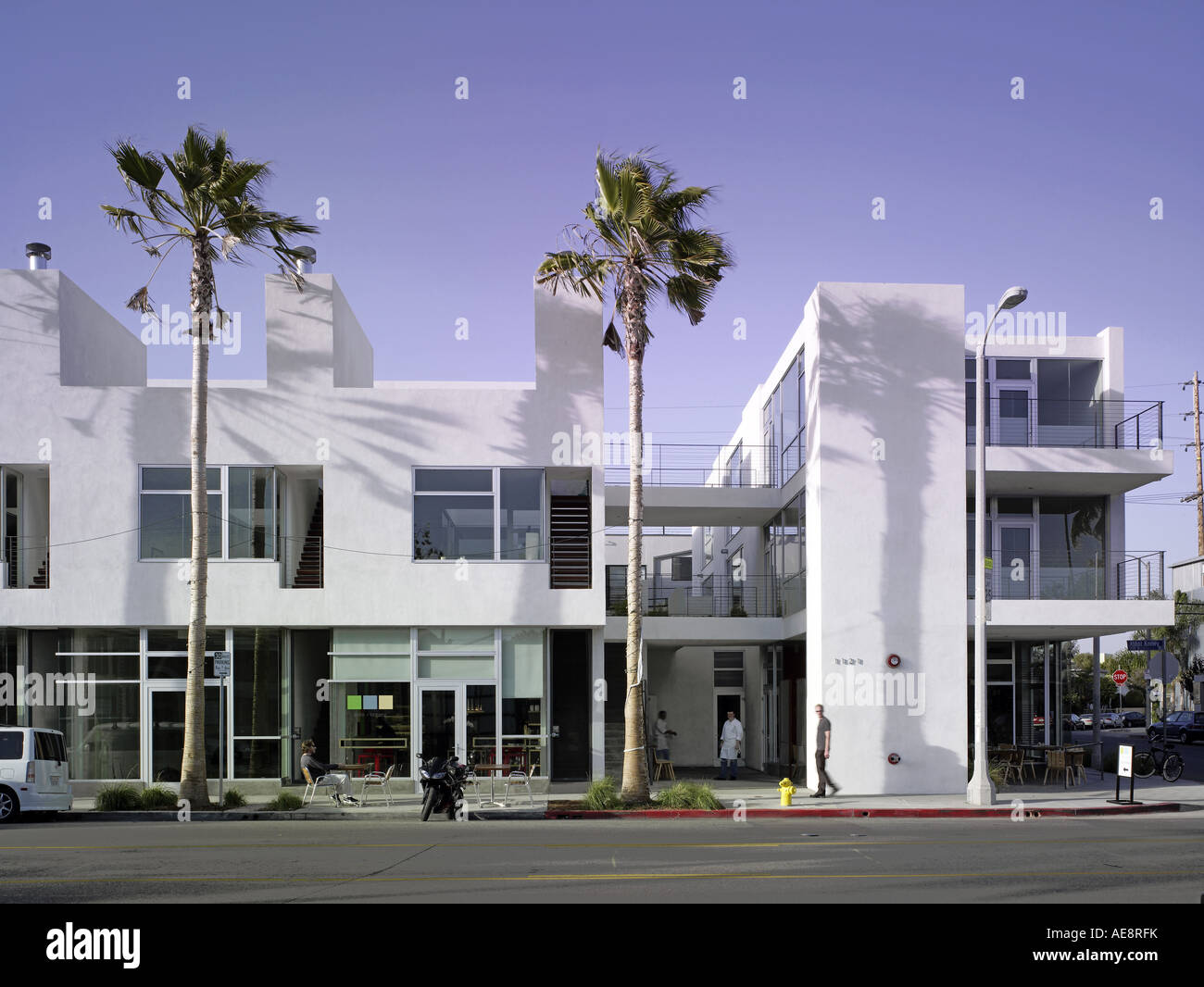 1121 Abbot Kinney, Venice Beach, California. Architect SANT Architects