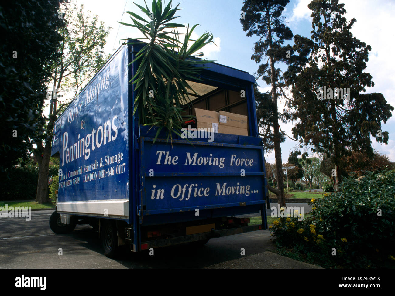 Removal Van Stock Photo 13606117 Alamy