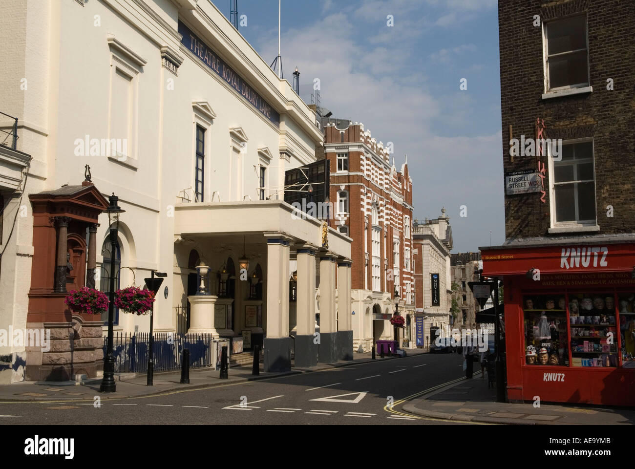 Drury lane london hires stock photography and images Alamy