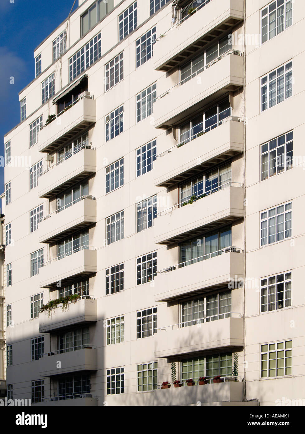 Modernist, art deco flats, exhibition road London Stock Photo Alamy