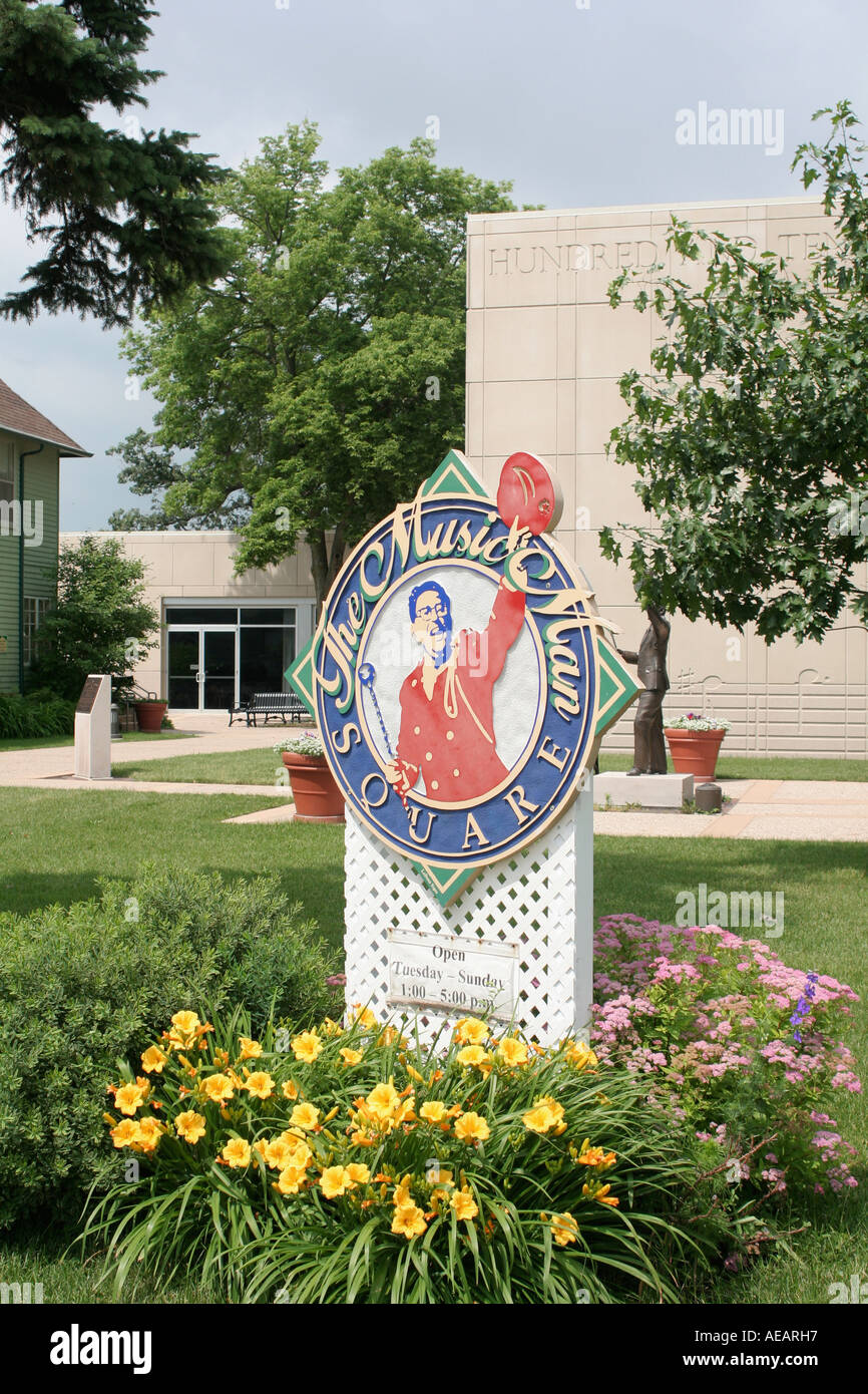 Meredith Willson monument Stock Photo