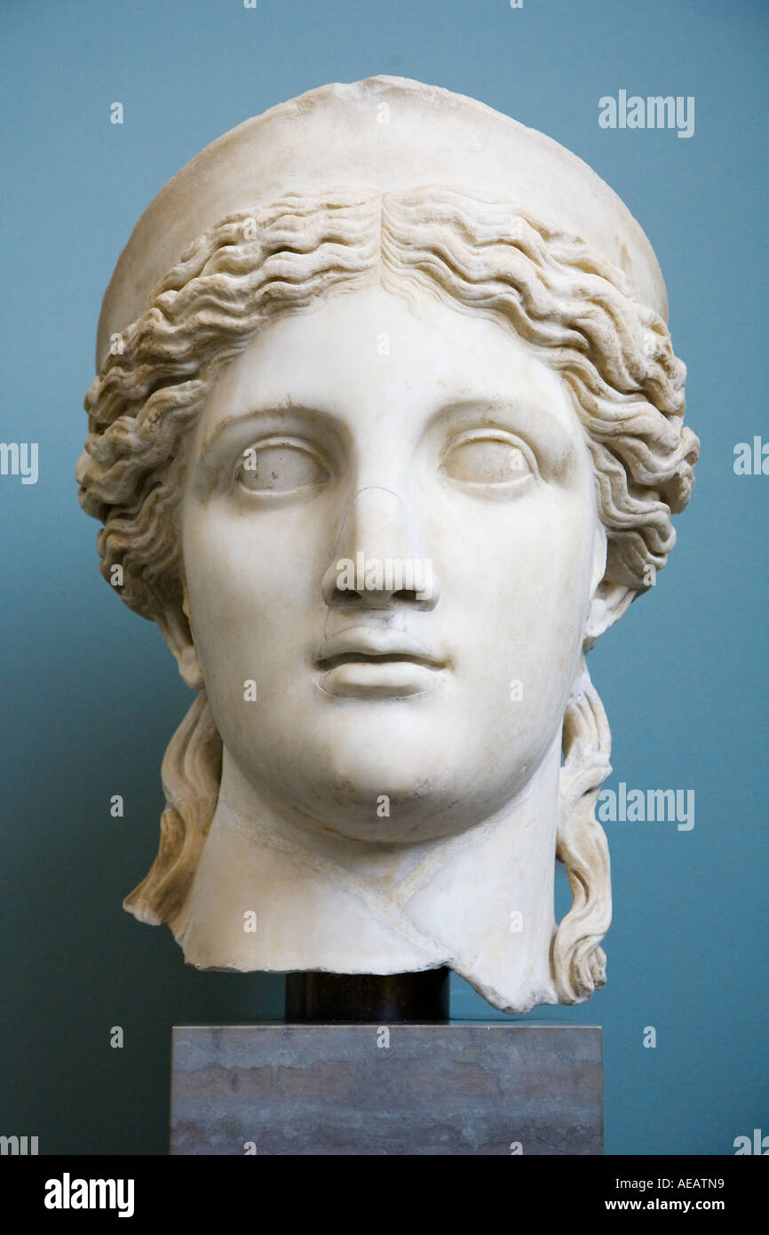 Ancient art sculptures Stock Photo - Alamy