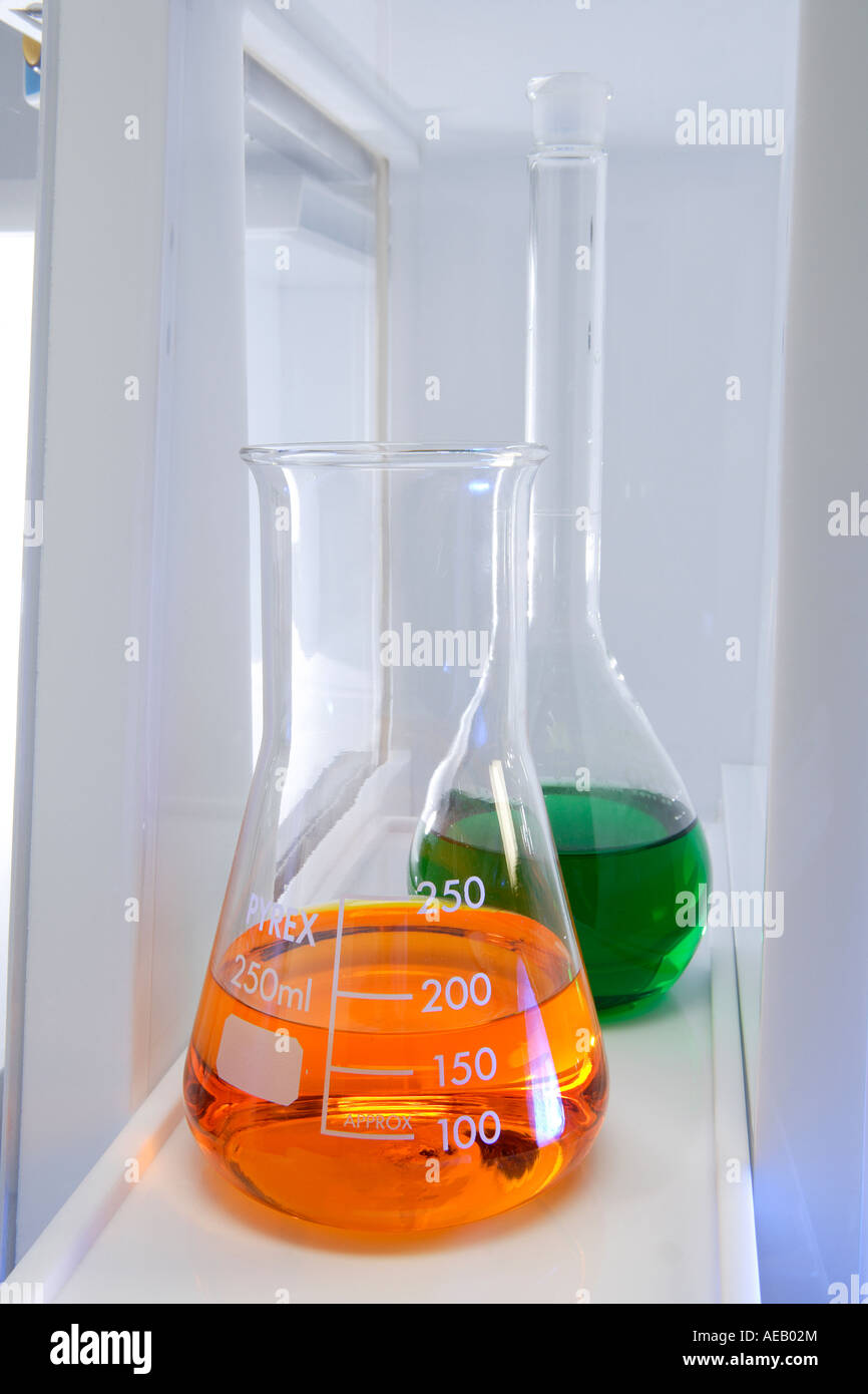 Petri dish and chemical flasks in Industrial Chemistry Laboratory Stock Photo Alamy