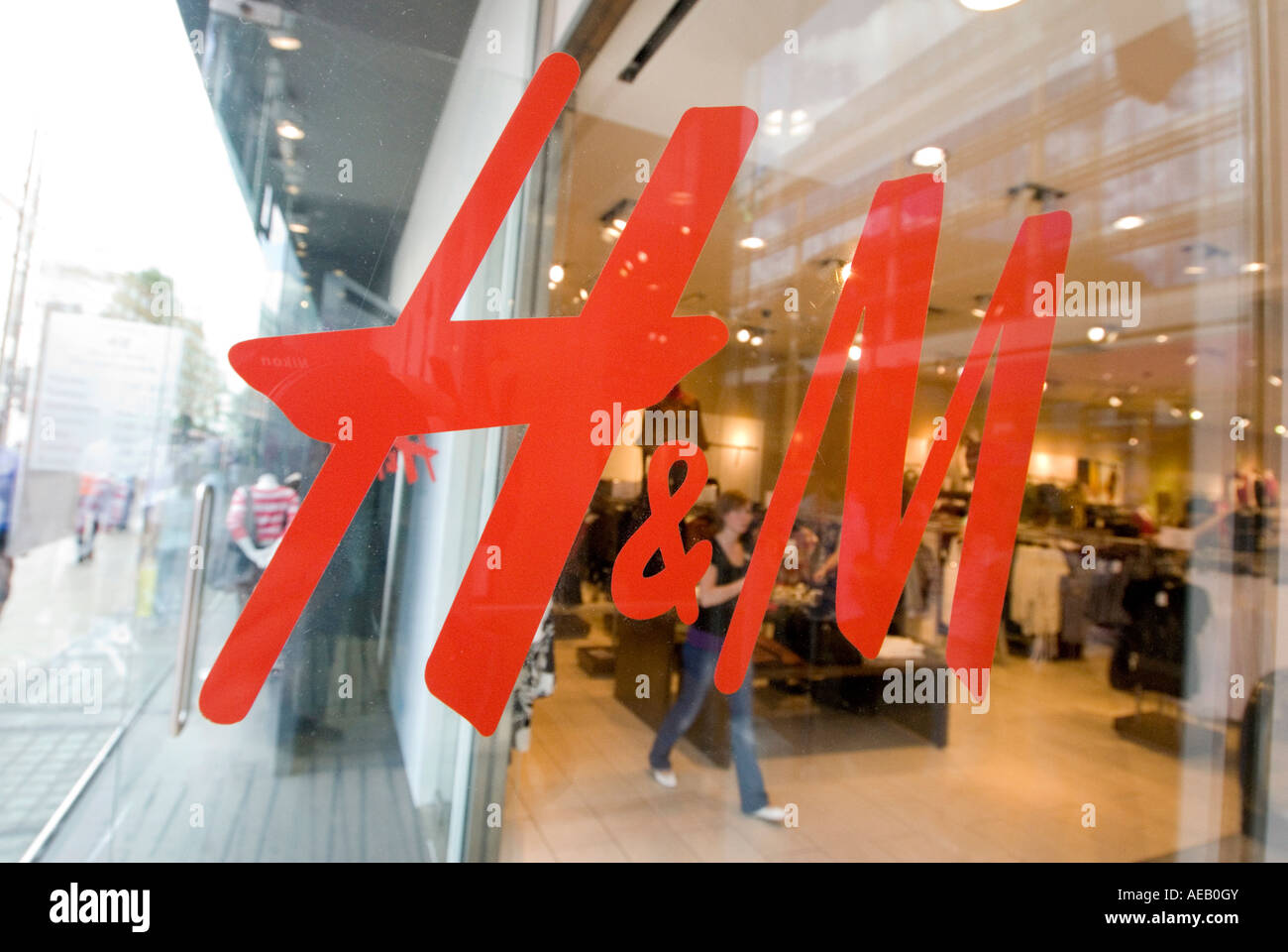 hennes and mauritz no