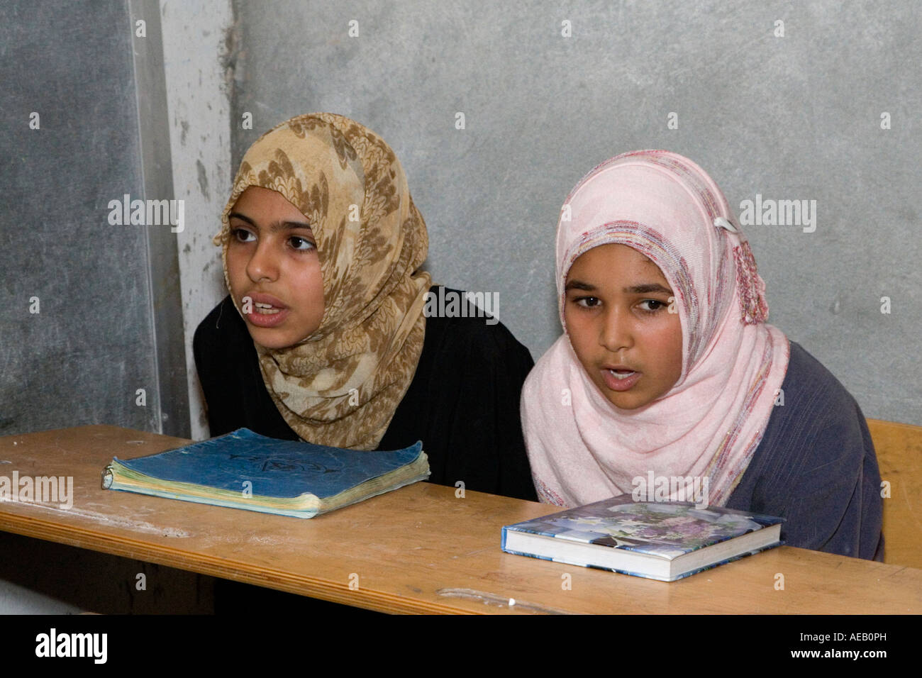 Surman, Libya, near Tripoli. Girls Reciting the Koran in the Madrasa of Sidi Rashid al Galili. Stock Photo