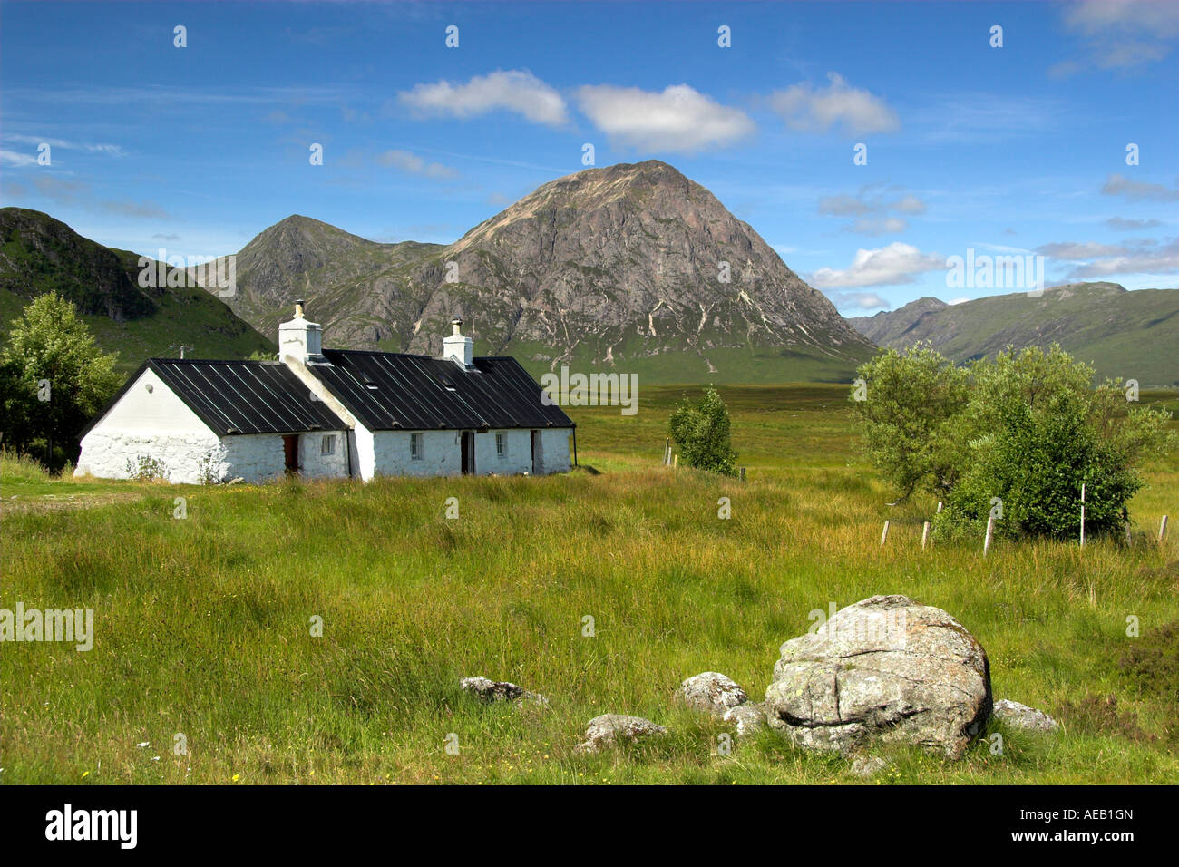 Black Rock Cottage in summer Stock Photo