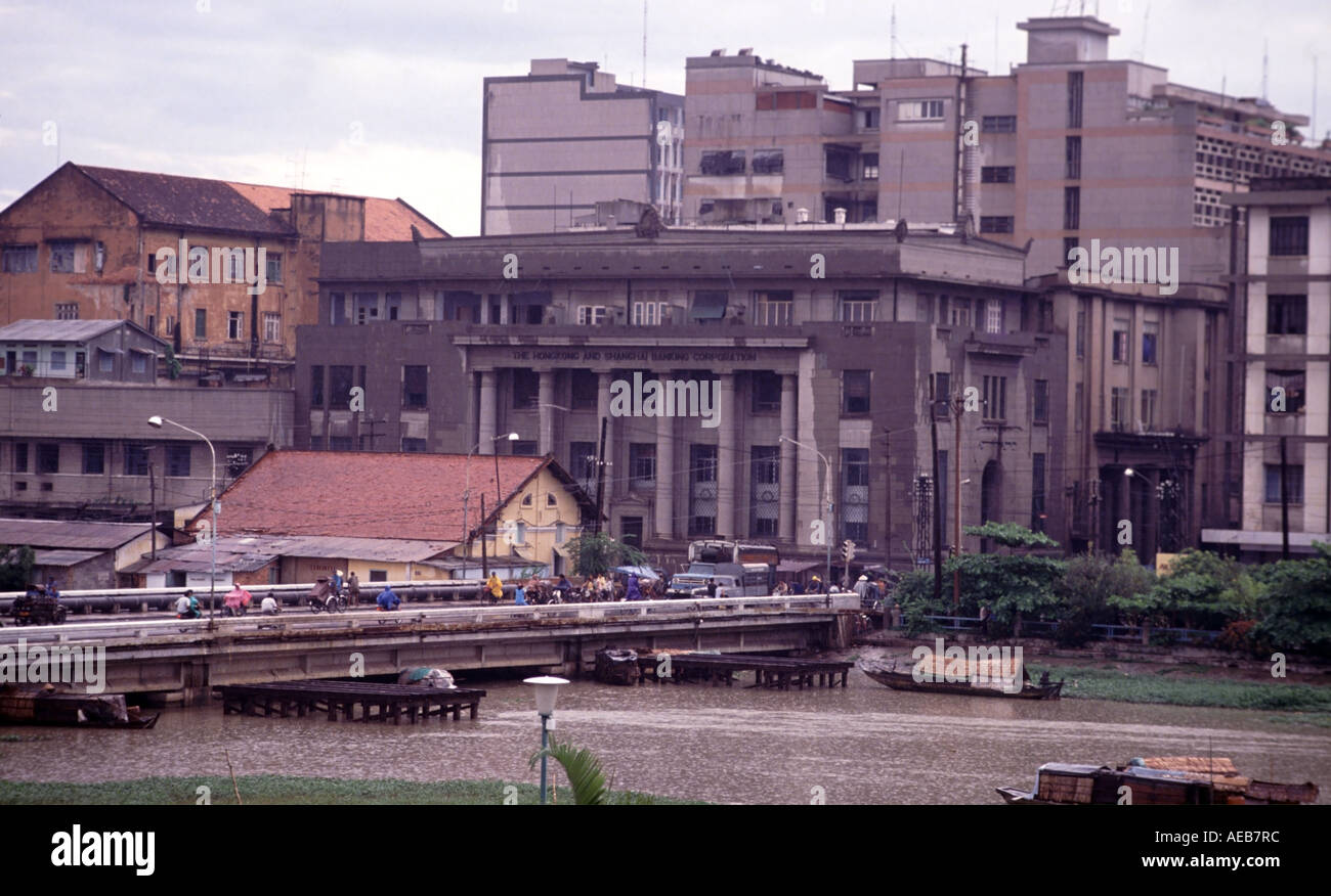 The Old Hong Kong Shanghai Bank Building On The River In The Stock Photo Alamy