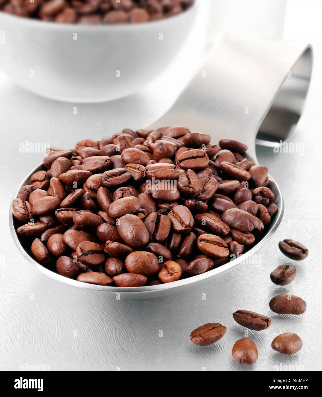 SPOONFUL OF COFFEE BEANS Stock Photo Alamy
