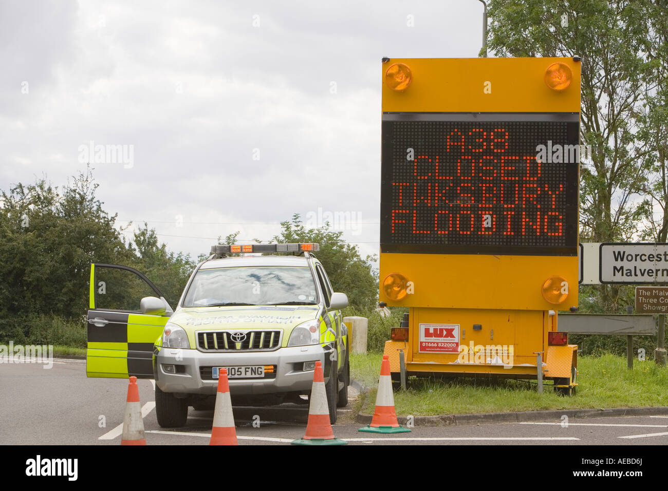 Police close the road into Upton upon Severn due to the floods Stock