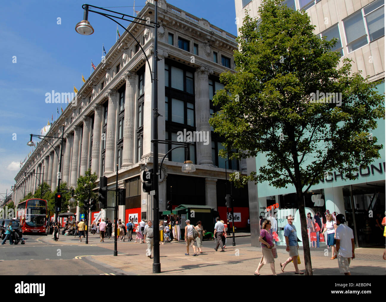 Selfridges history hires stock photography and images Alamy