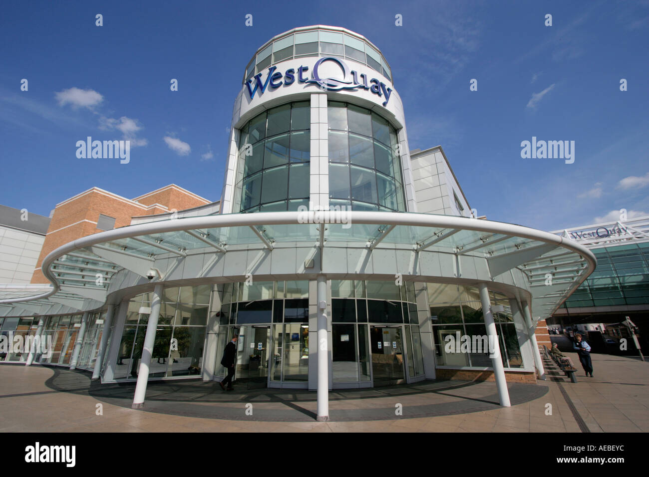 Are Dogs Allowed In West Quay