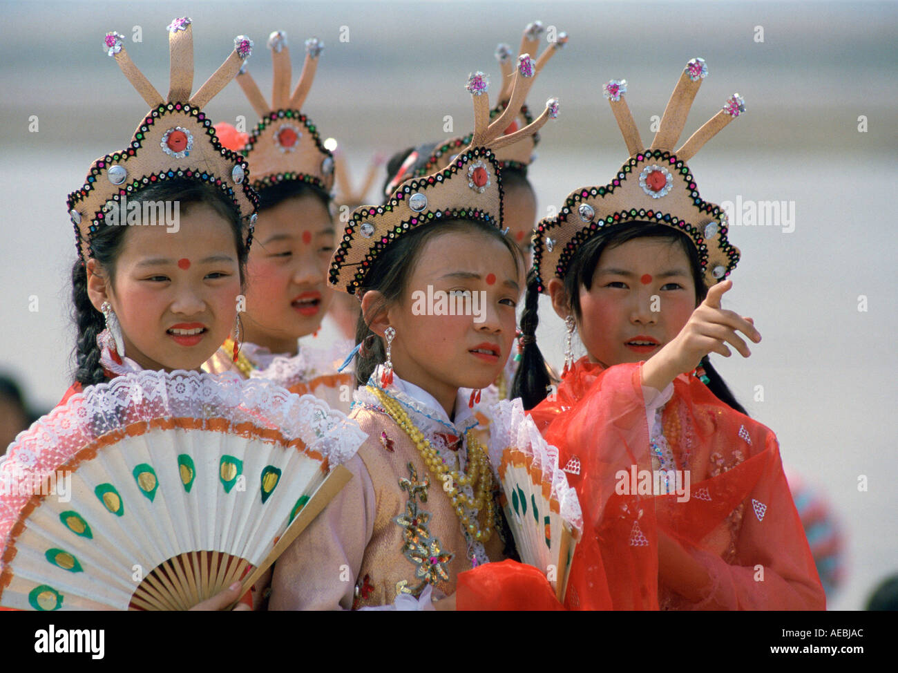 Pretty costumes hi-res stock photography and images - Alamy