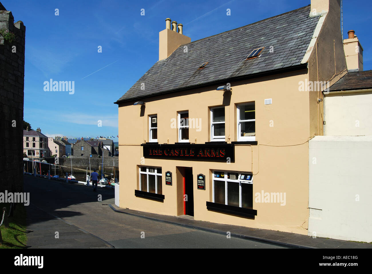 Castle Arms and Gluepot restaurant opposite the castle at Castletown on the Isle of Man number 2550 Stock Photo