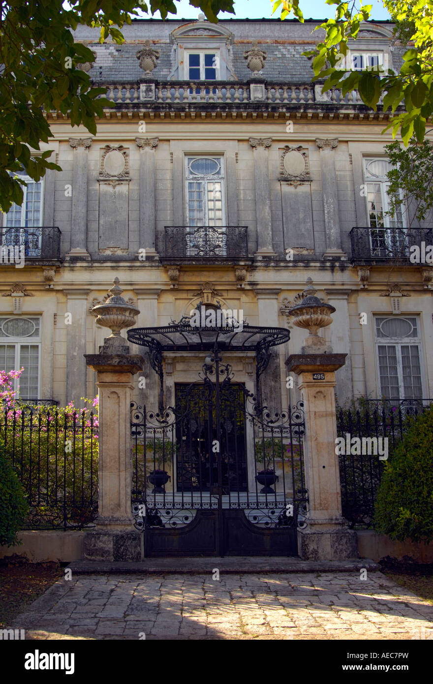 19th century mansion hi-res stock photography and images - Alamy