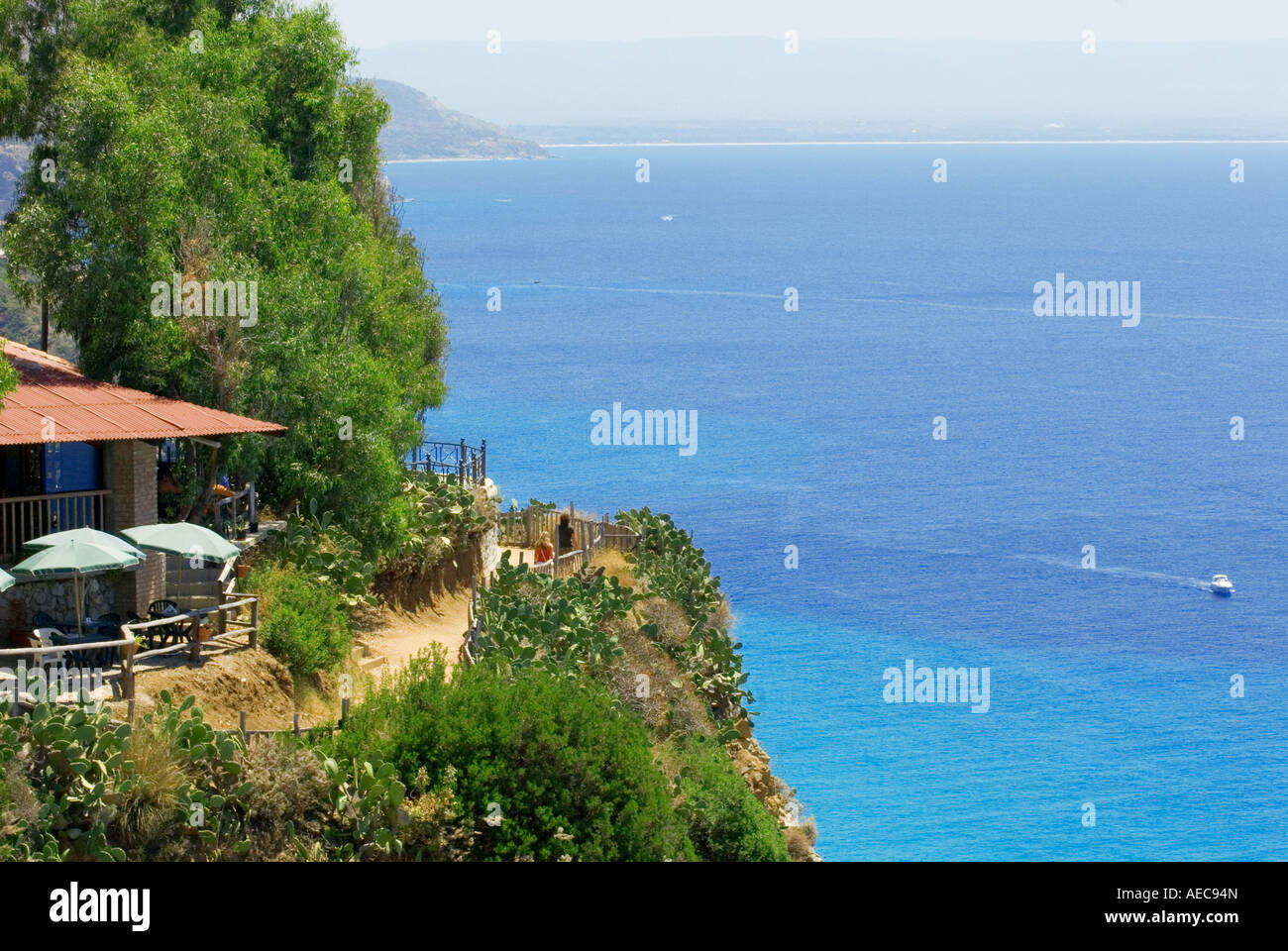 Cliff side restaurant Capo Vaticano Italy Stock Photo Alamy