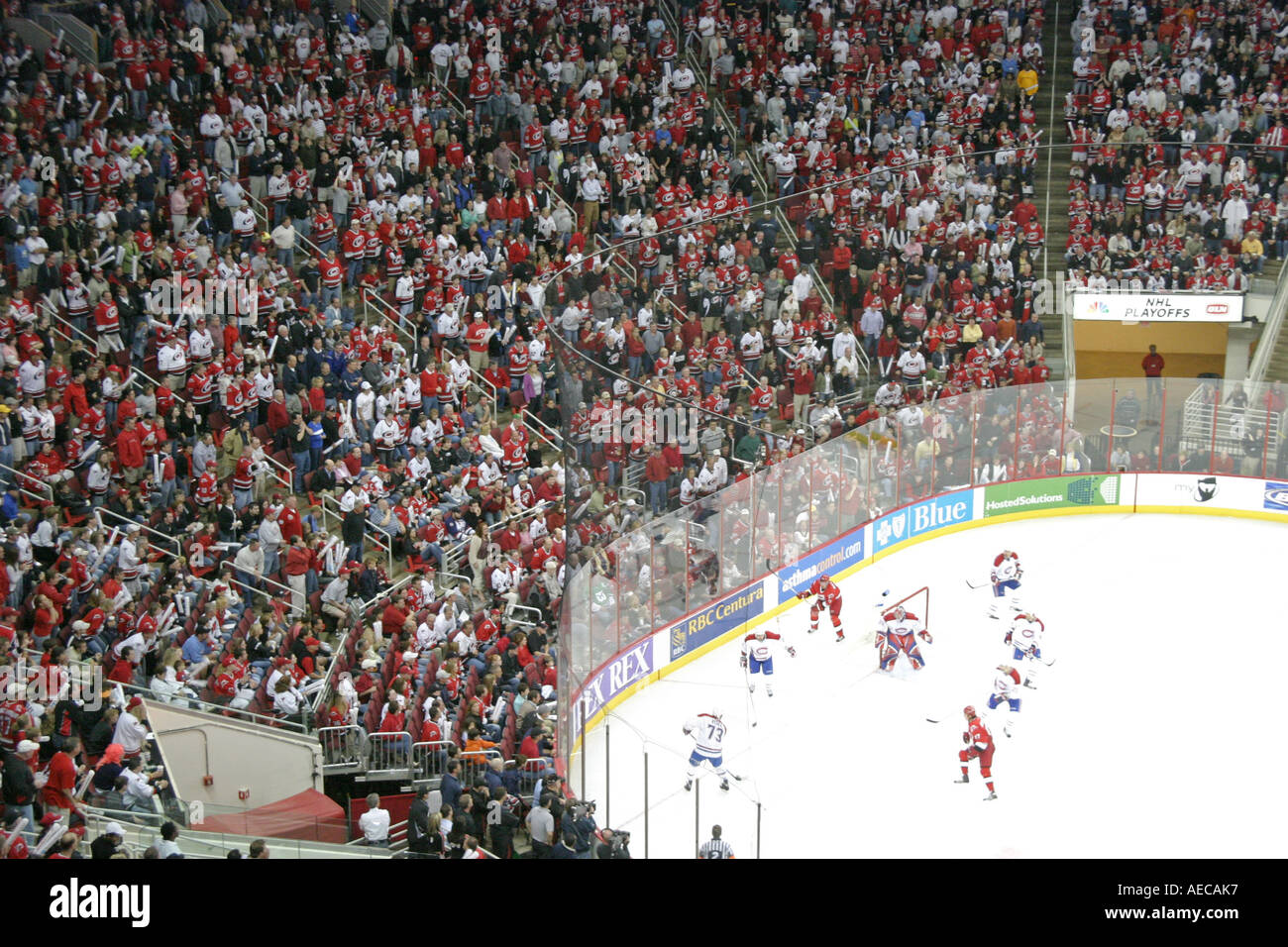Nhl hockey game toronto hi-res stock photography and images - Alamy