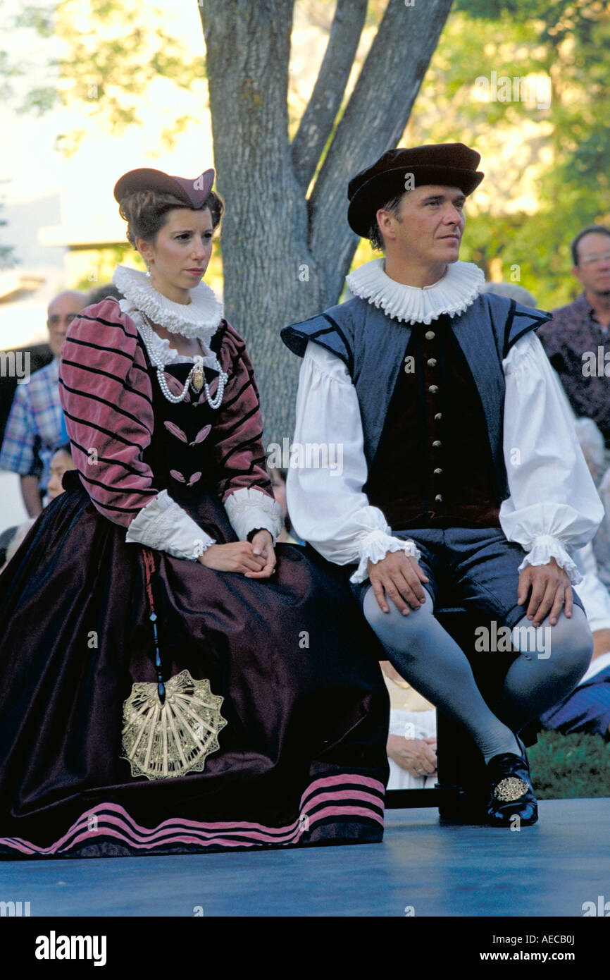 Elizabethan clothing hi-res stock photography and images - Alamy Elizabethan clothing hi-res stock photography and images - Alamy