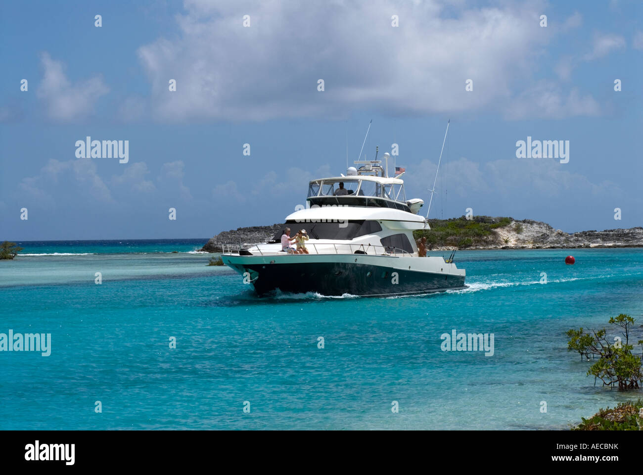 Boat in Hawk's Nest Marina, Hawk's Nest, Cat Island Stock Photo Alamy
