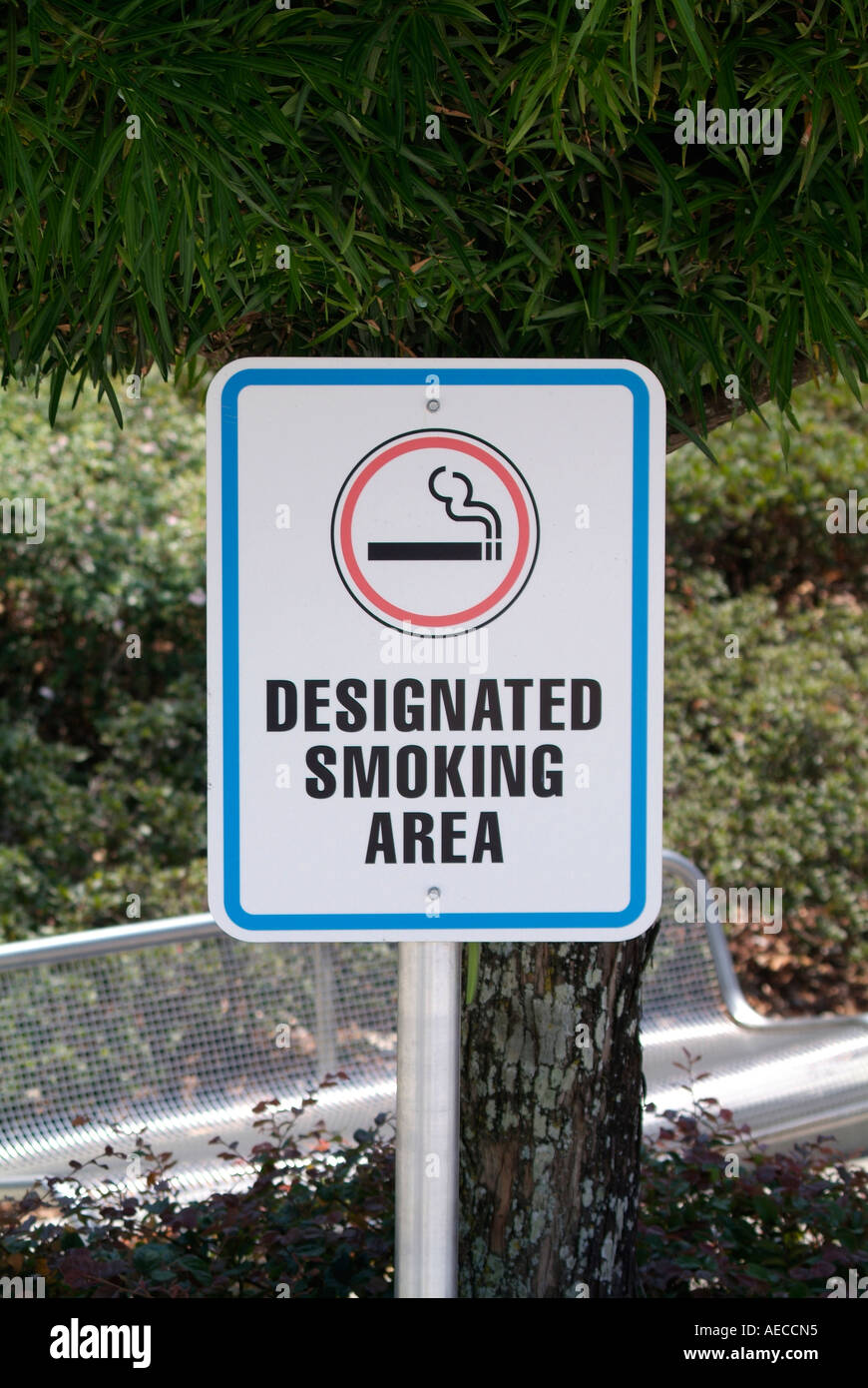 designated smoking area sign Stock Photo