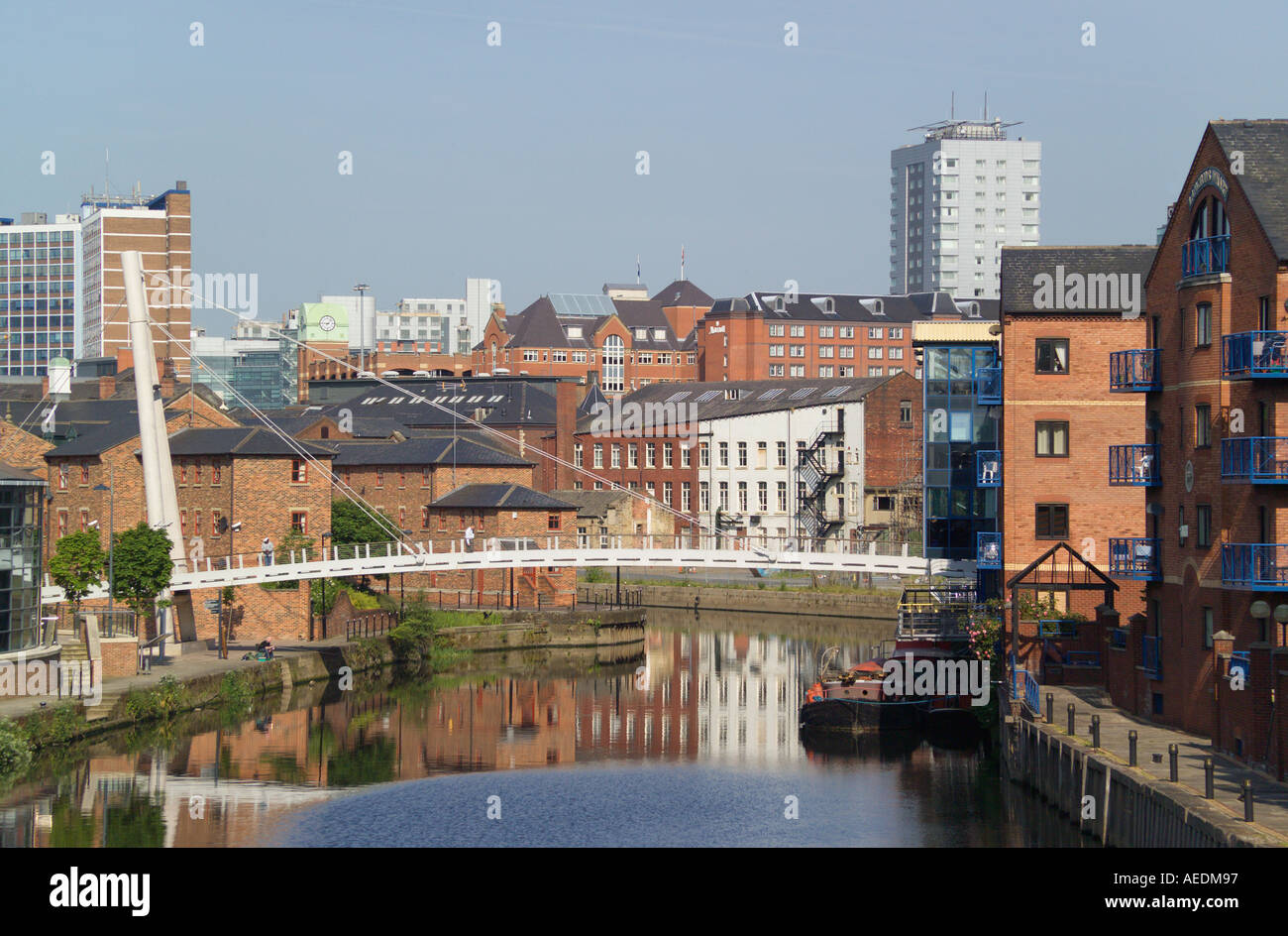 [regeneration area] [new housing] Leeds Yorkshire Stock Photo Alamy