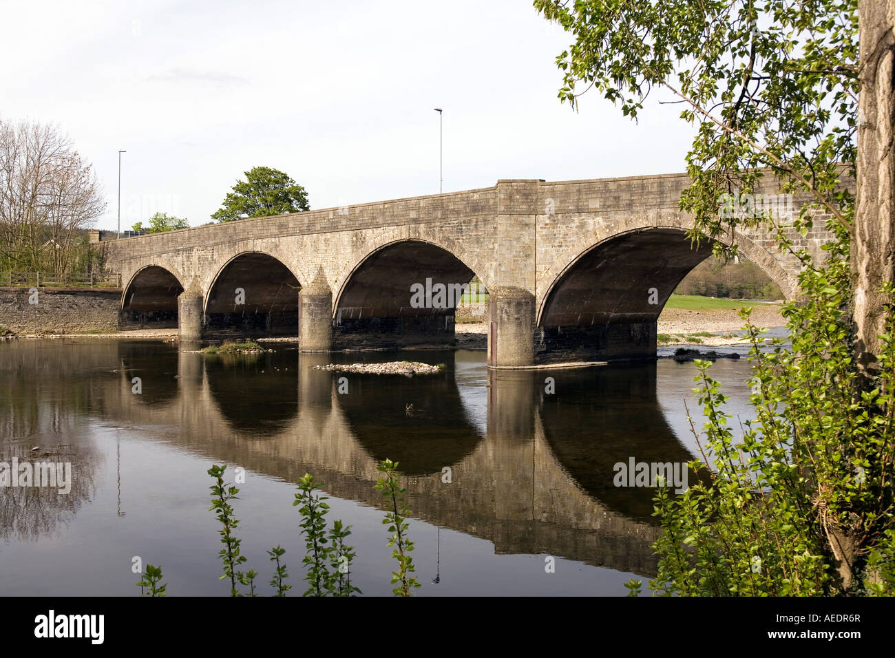 UK Wales Powys Builth Wells bridge over the River Wye Stock Photo