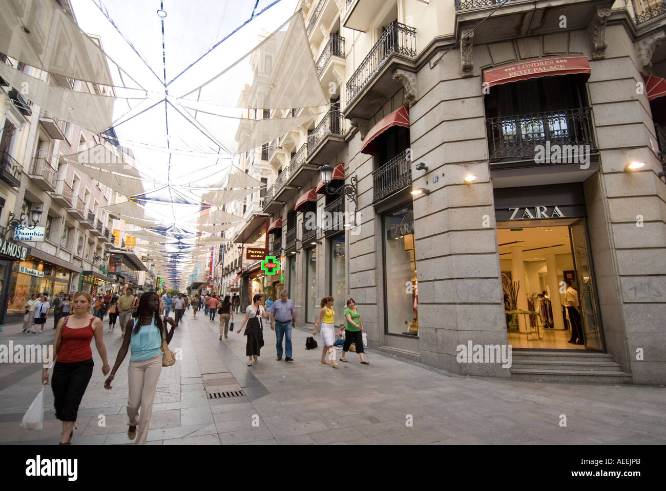 Calle de Preciados in Sol area, Madrid, Spain Stock Photo