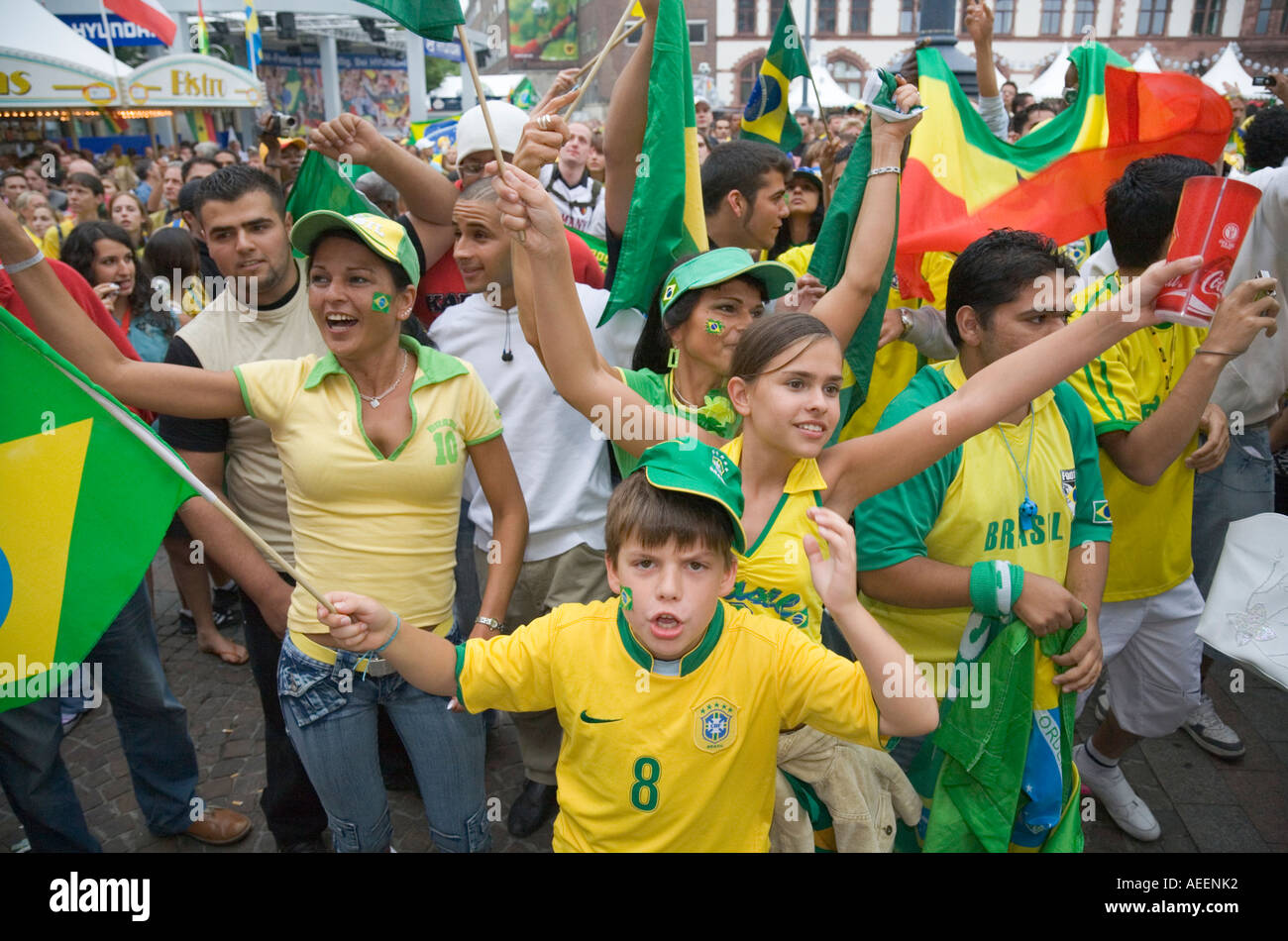 Brazilian football fans rejoicing after the world cup match Brazil vs Ghana (3:0) Stock Photo