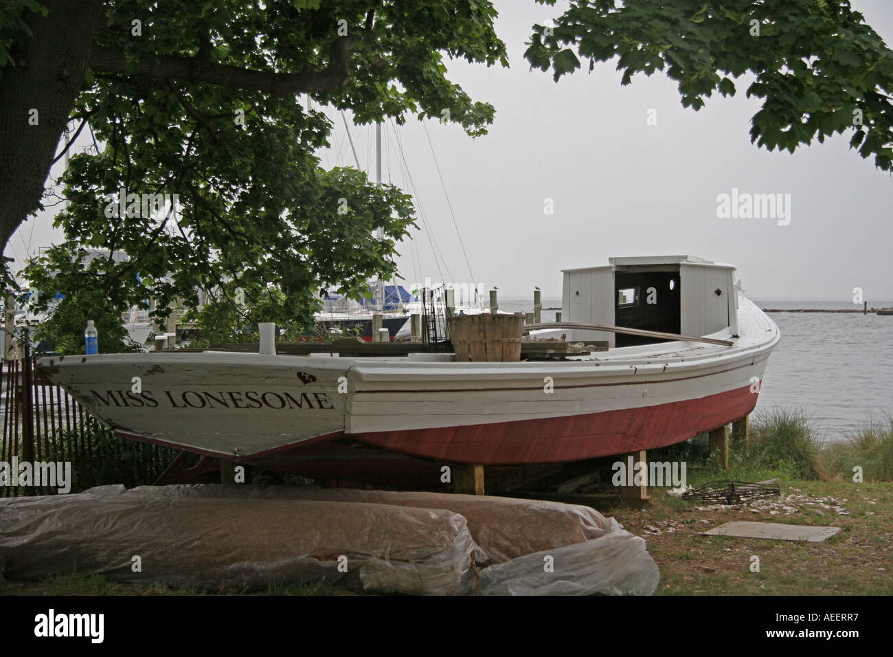 Chesapeake Bay Oyster Boat MISS LONESOME Stock Photo - Alamy