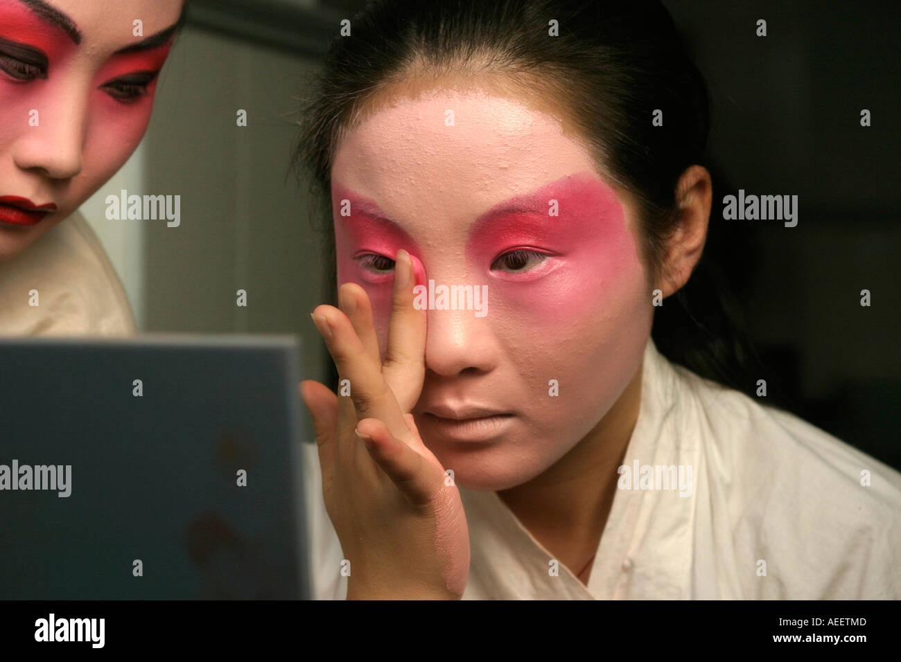Classical chinese portraiture hi-res stock photography and images - Alamy