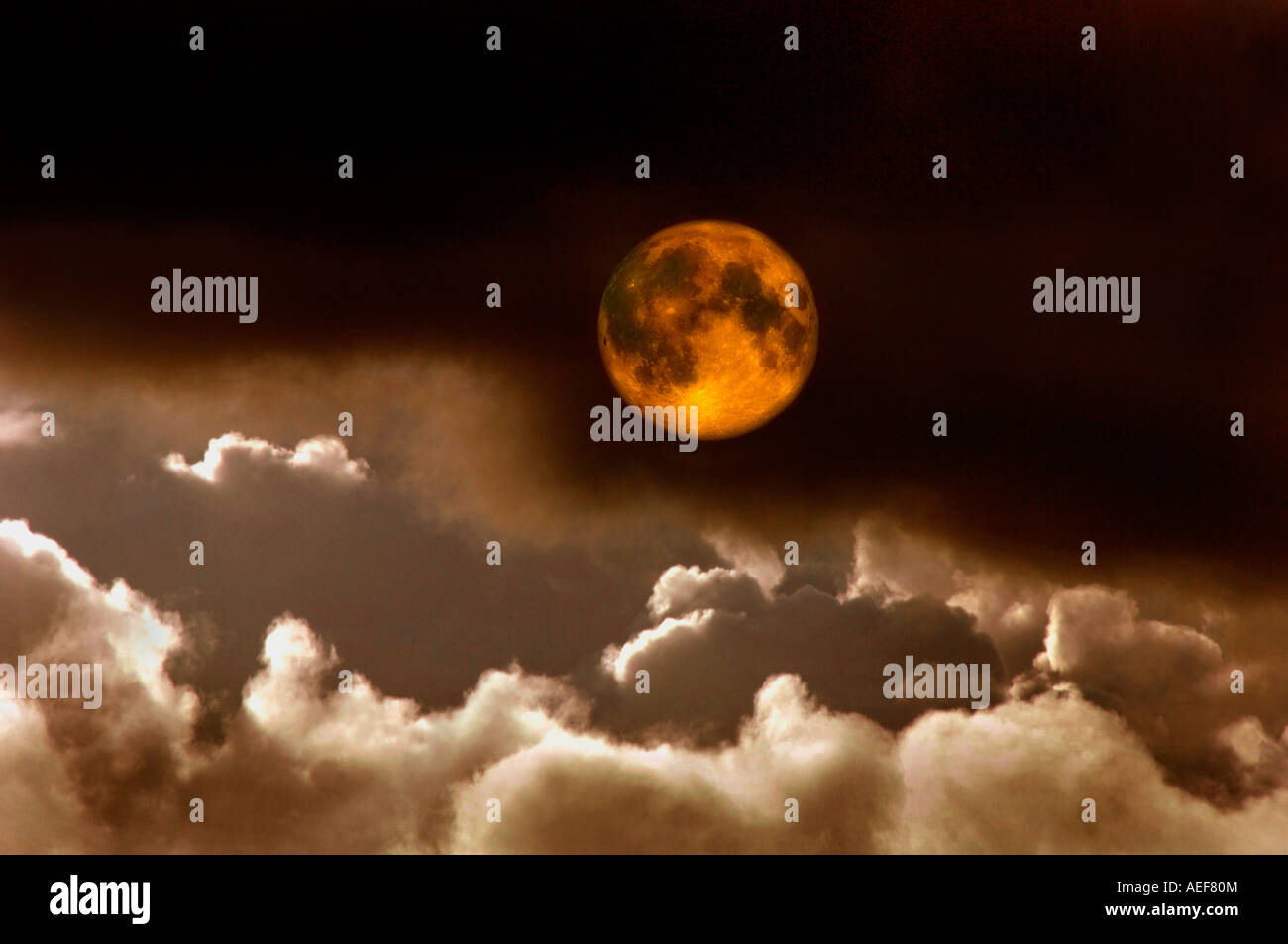 Lunar features hi-res stock photography and images - Alamy