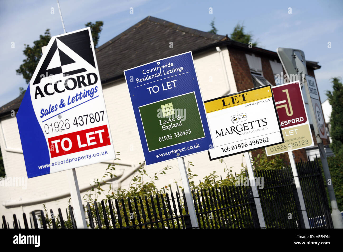 Multiple To Let and For Sale Signs outside Private Flats Warwick England  Stock Photo - Alamy