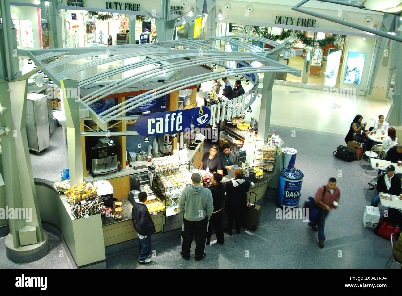 Coffee Shop In An Airport Stock Photo Alamy coffee-shop-in-an-airport-stock-photo-alamy