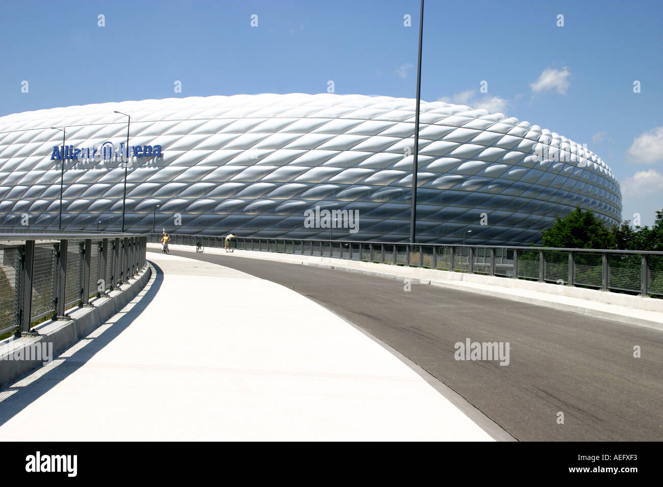 Allianz Arena new translucent shell and walls at football stadium ...