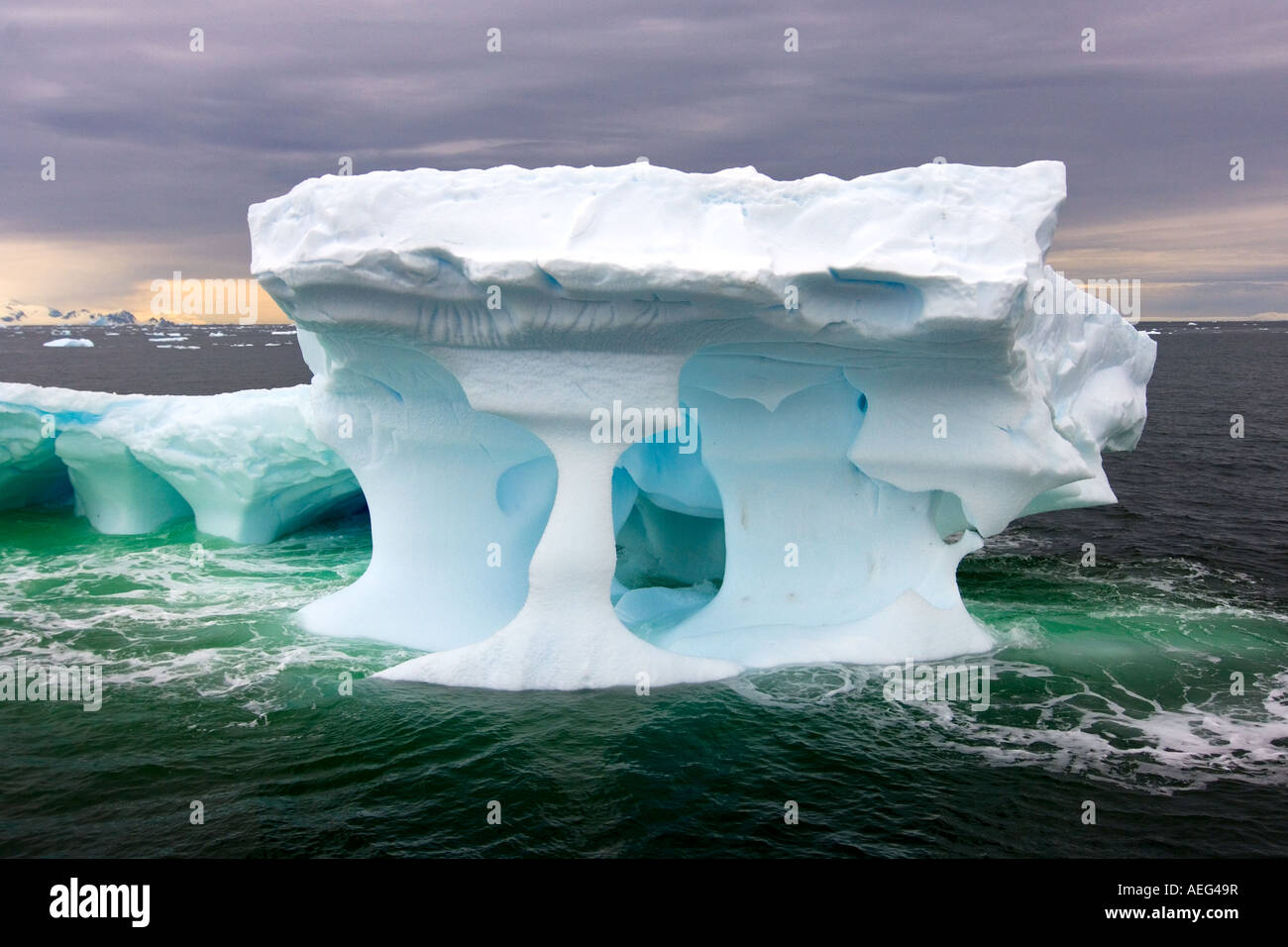 arched-iceberg-floating-off-the-western-antarctic-peninsula-antarctica
