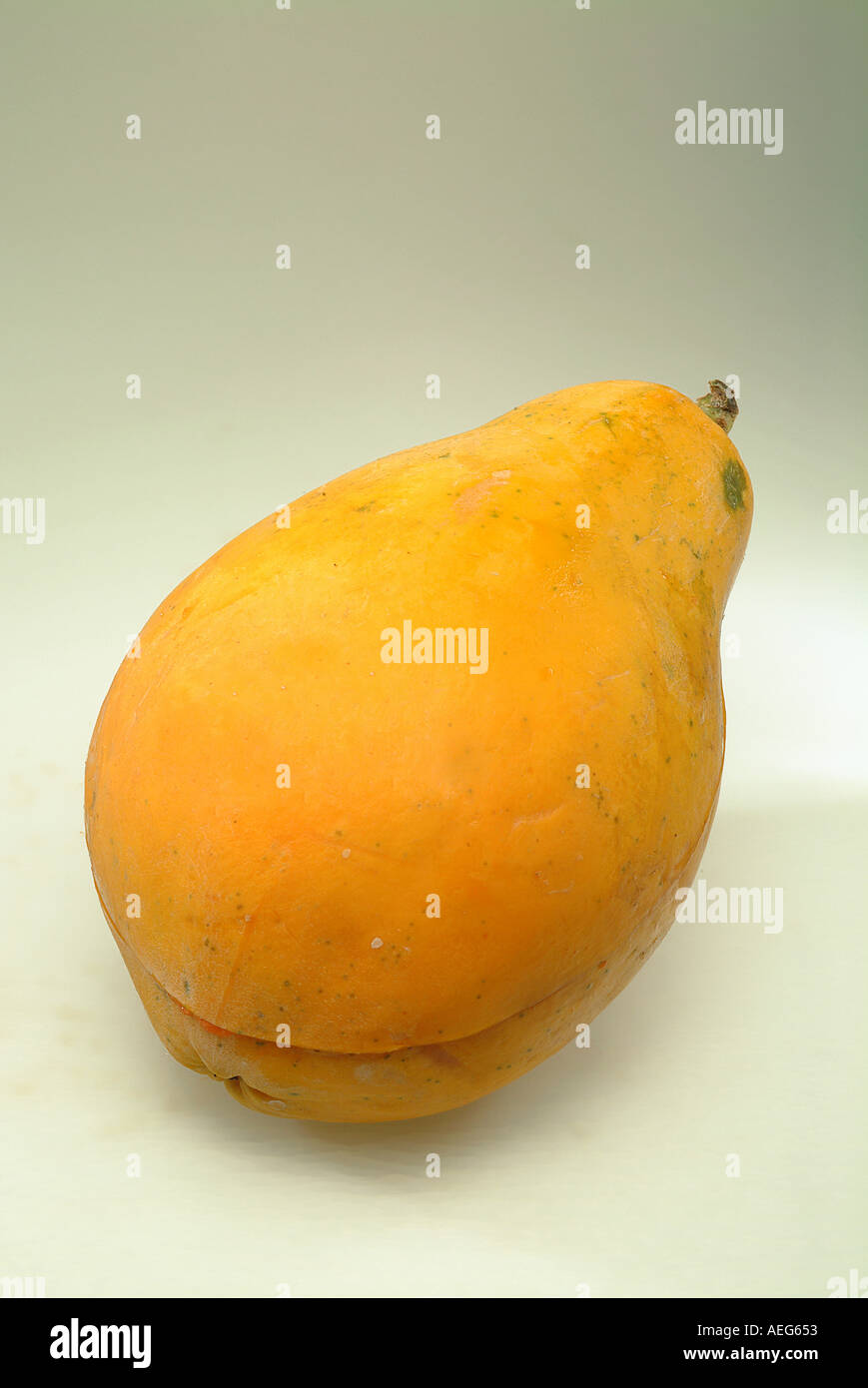 Fruits Vegetablesl eaves papaya papayas cut open seeds flesh fleshy orange round food fruit